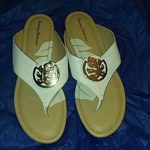 Tommy Bahama  Floral Palms Leather Thong Sandals.